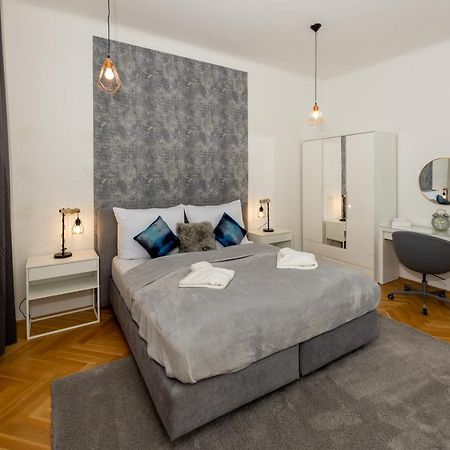 Delightful 1 Bedroom Near Schoenbrunn And Westbahnhof With Big Porch Вена Экстерьер фото