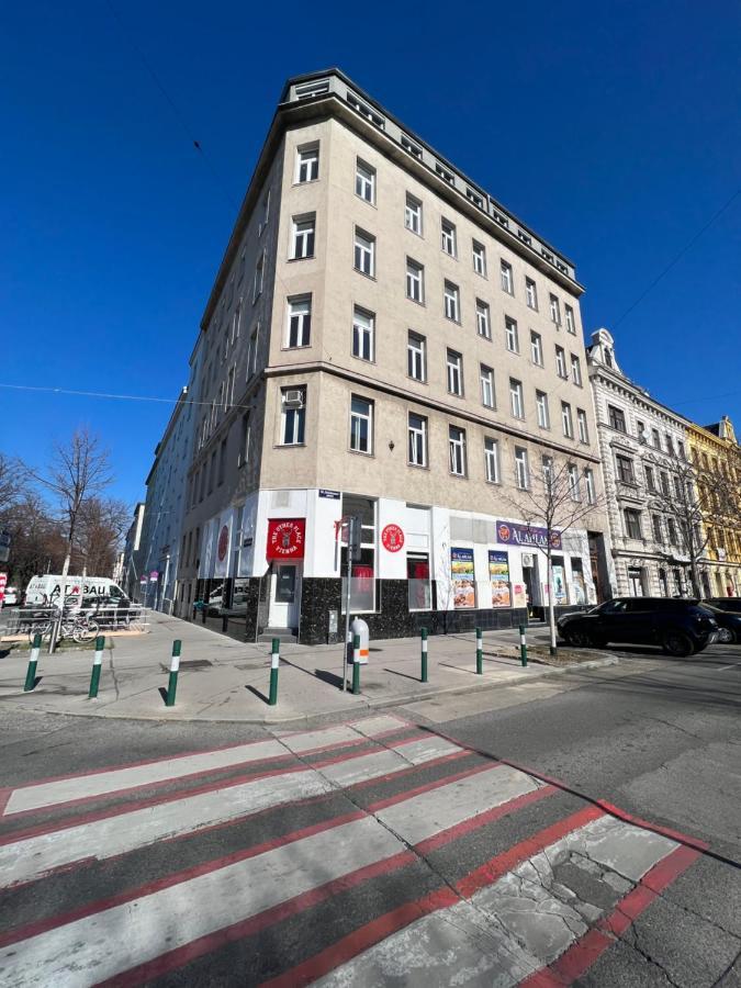 Delightful 1 Bedroom Near Schoenbrunn And Westbahnhof With Big Porch Вена Экстерьер фото