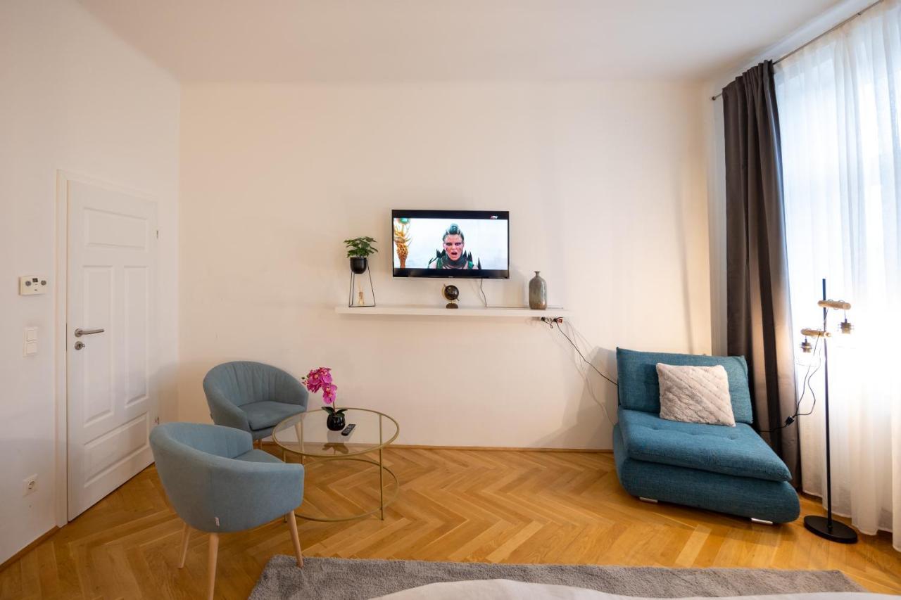 Delightful 1 Bedroom Near Schoenbrunn And Westbahnhof With Big Porch Вена Экстерьер фото